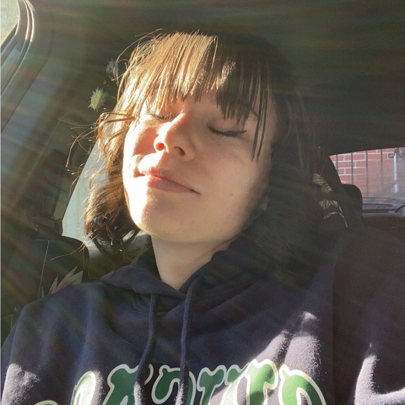 Meet your Posher, Cydney - Picture 1 of 1